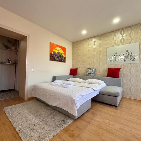 Apartpoltava Затишна 1-Кімнатна Студія,Новобудова В Самому Центрі Міста, Банківський Чек エクステリア 写真