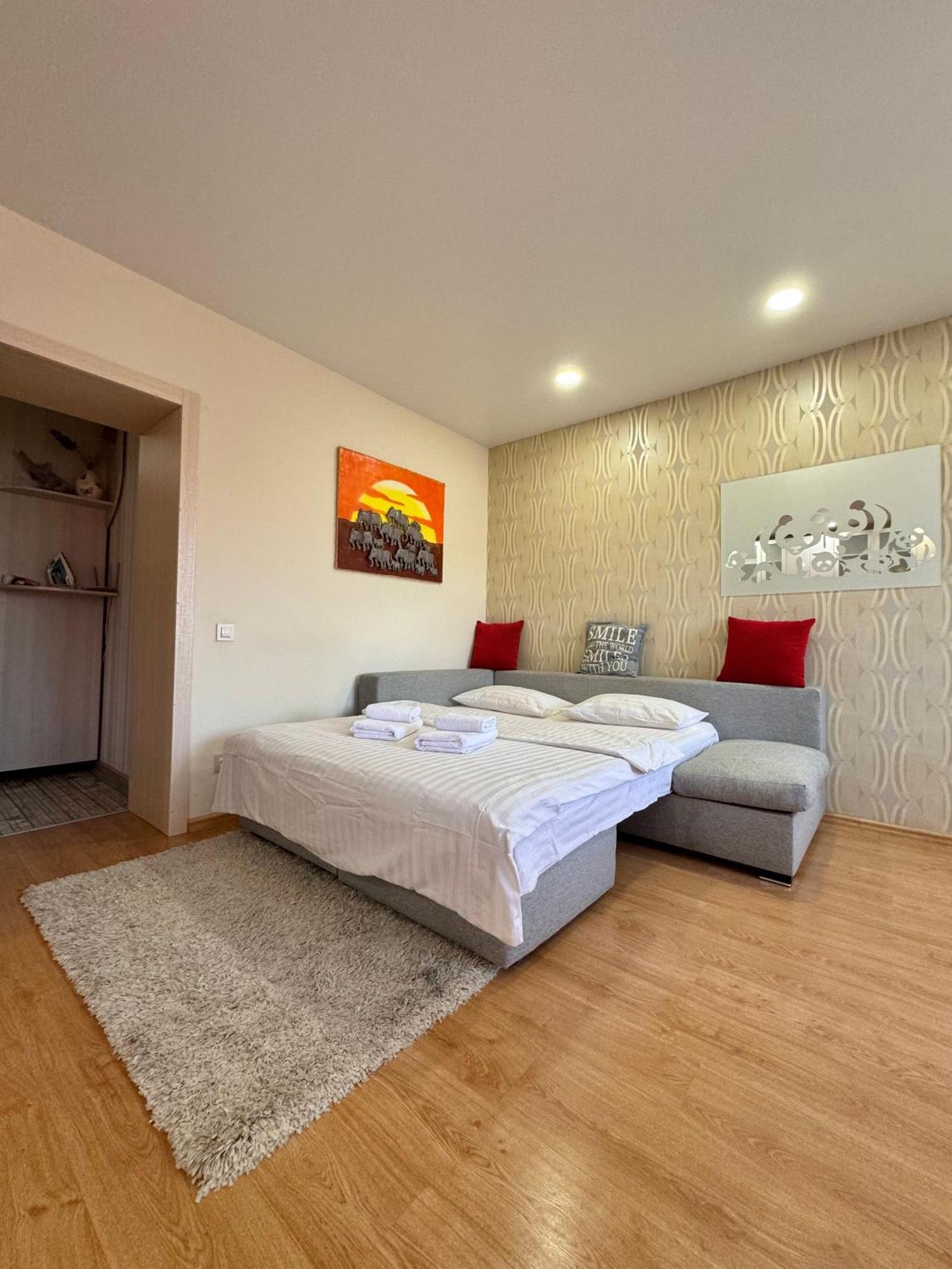 Apartpoltava Затишна 1-Кімнатна Студія,Новобудова В Самому Центрі Міста, Банківський Чек エクステリア 写真