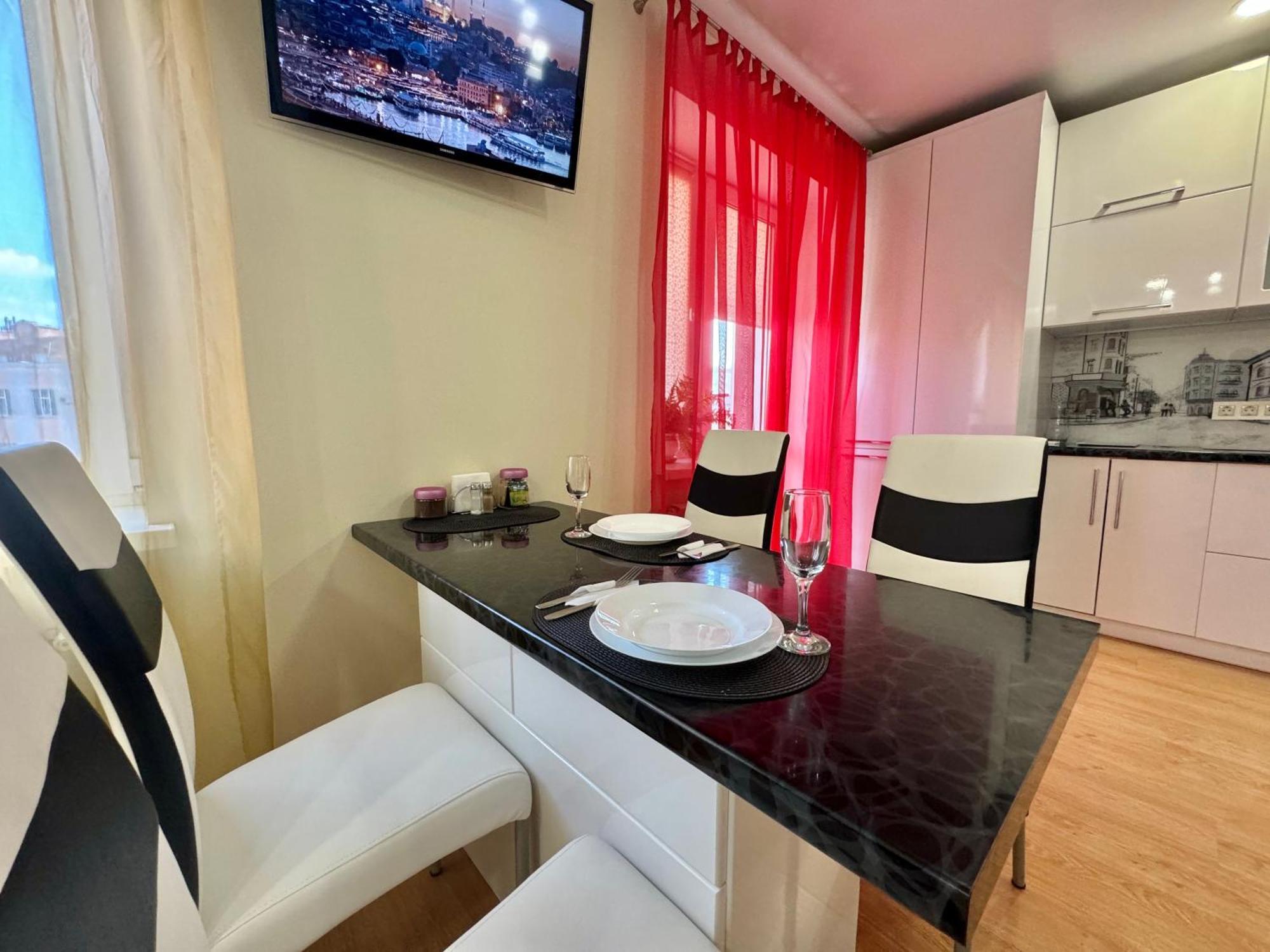 Apartpoltava Затишна 1-Кімнатна Студія,Новобудова В Самому Центрі Міста, Банківський Чек エクステリア 写真